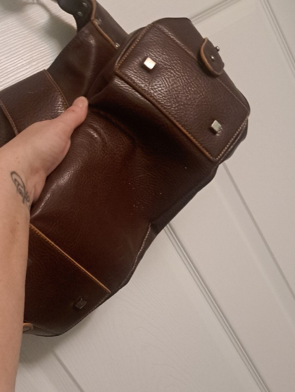 Matt & Nat Large Brown Faux Leather Slouchy Hobo Shoulder Bag - Picture 3 of 8